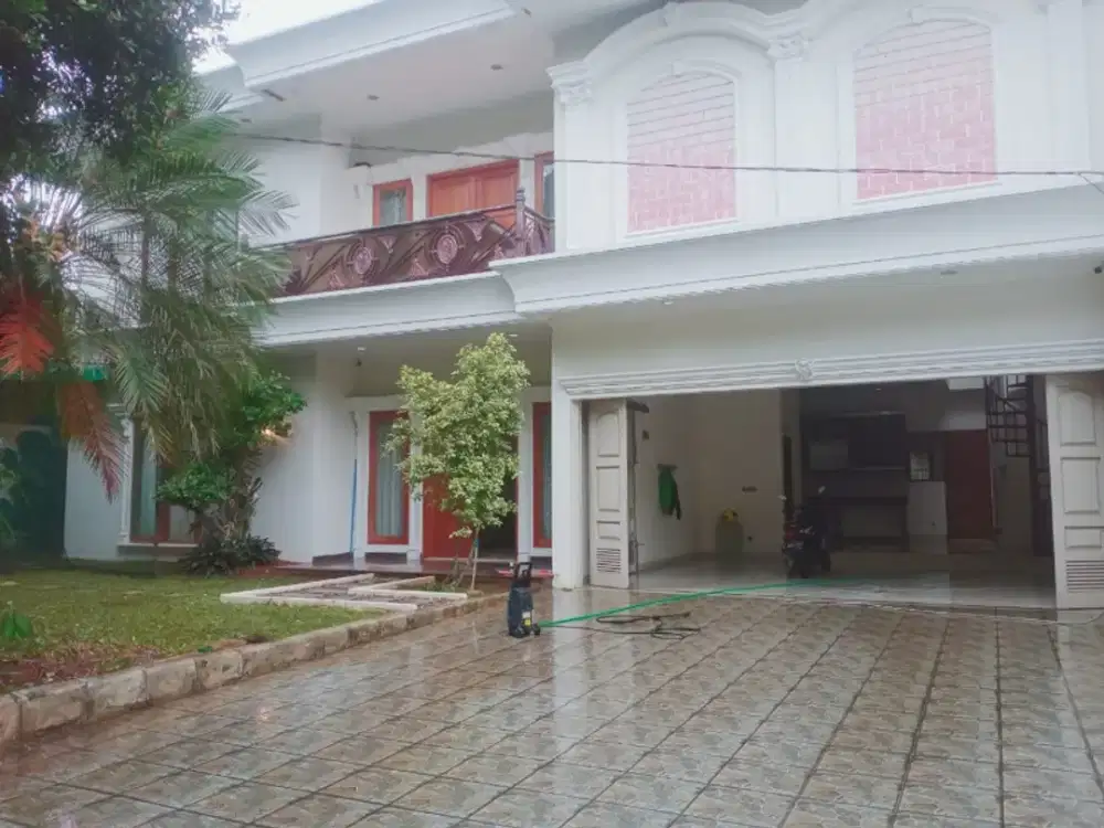 Dijual Rumah di Pejaten Barat