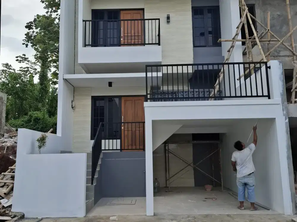 Cluster 100 meter ke jl.Raya Perintis kemerdekaan ( SPBU pudakpayung