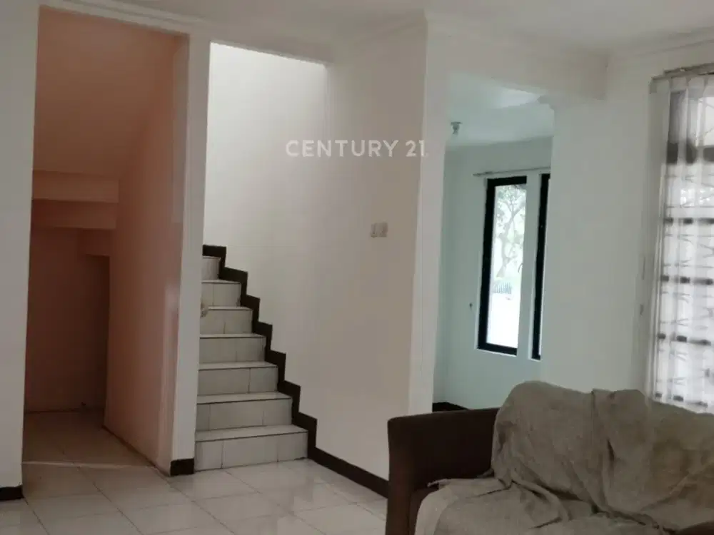 Rumah Murah 2 Lantai Sektor 9 Bintaro Jaya  5286