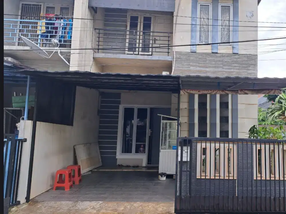 Di Jual Murah Rumah Hoek 2 Lantai 10x10 Villa Melati Mas