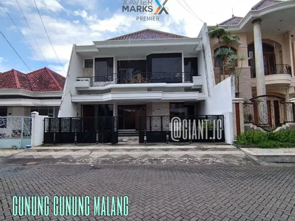 Rumah Mewah di perumahan Elit tengah kota daerah Ijen Klojen Malang