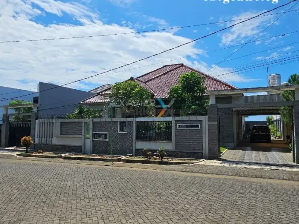 Rumah Modern Mewah di Lembah Dieng, Pisangcandi, Malang Kota