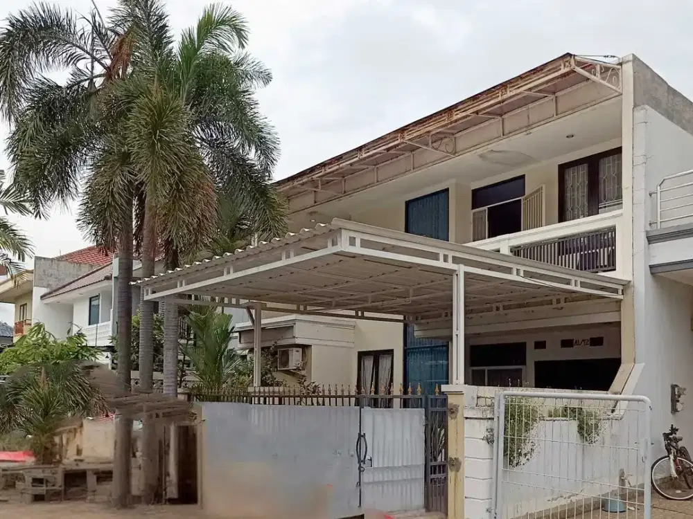 Rumah Furnished 3 Lantai di Taman Modern, Cakung, Jakarta Timur