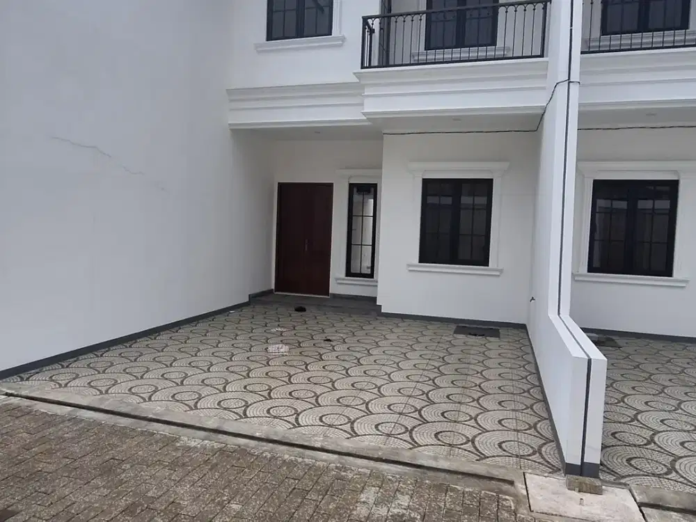 RUMAH MEWAH READY LUAS TANAH 105m AKSES MASUK 2 MOBIL