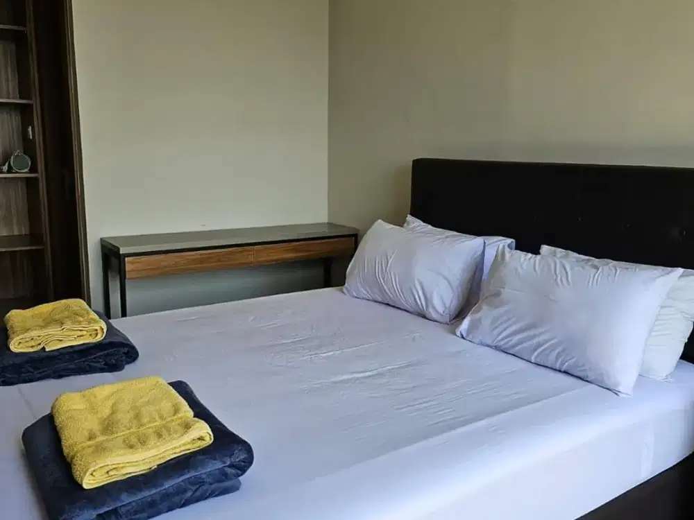 Disewakan Murah Taman Anggrek Condominium 2+1 Bedroom
