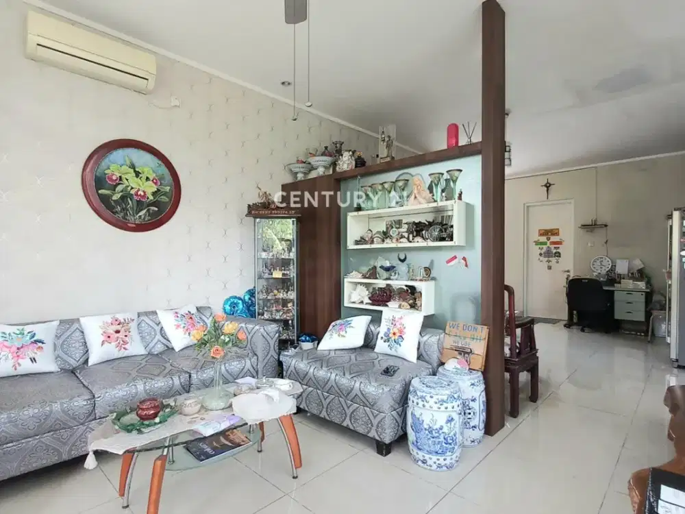 Rumah Rapih Siap Huni Ada Kolam Renang Di Bintaro Sektor 7  5042