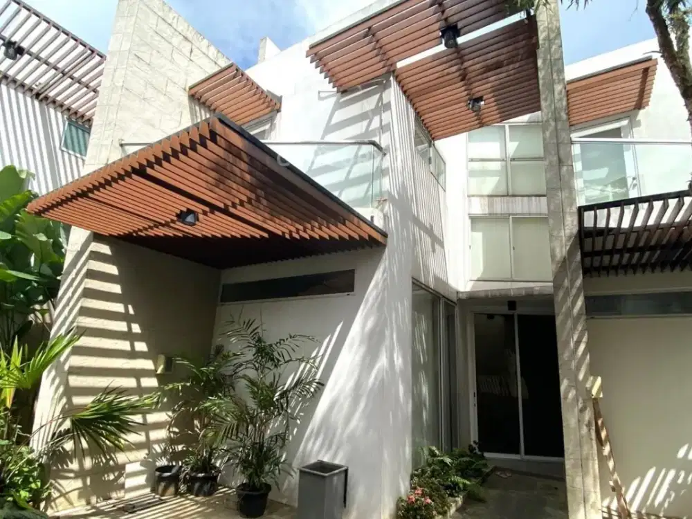 Rumah Siap Huni Di Discovery Bintaro  8969