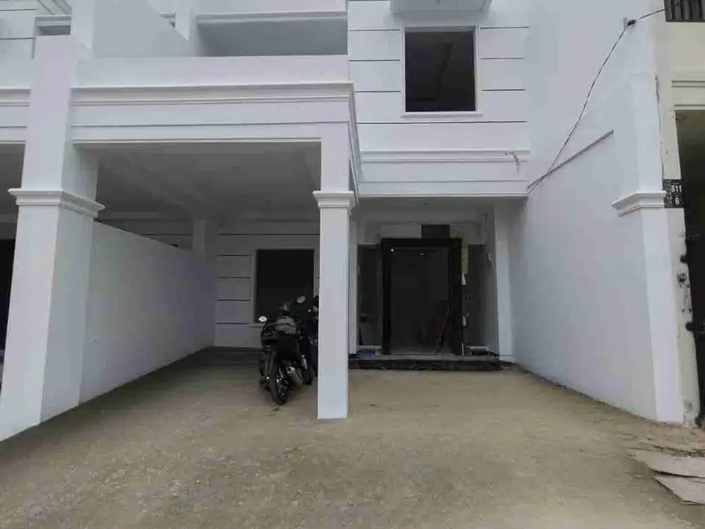 Rumah Baru design Classic kav dki pondok kelapa jaktim