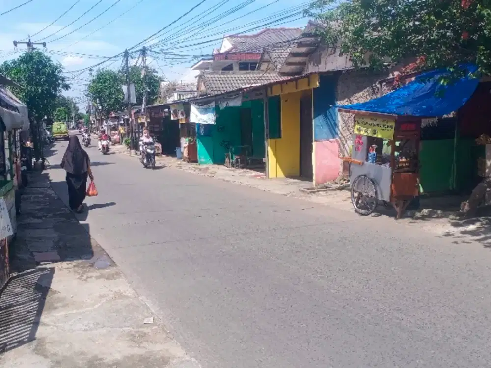 Tanah darat cocok untuk infestasi dan usaha di jl Raya utama caringin