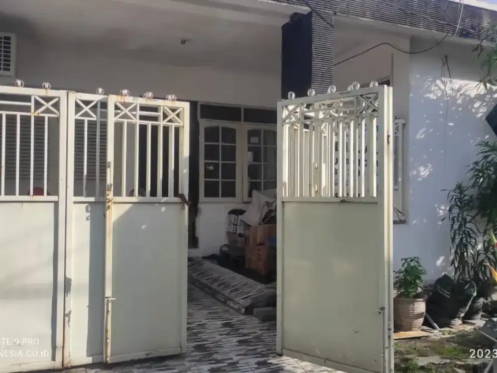 Rumah siap huni lokasi dekat bandara padat penduduk griya mapan sentos