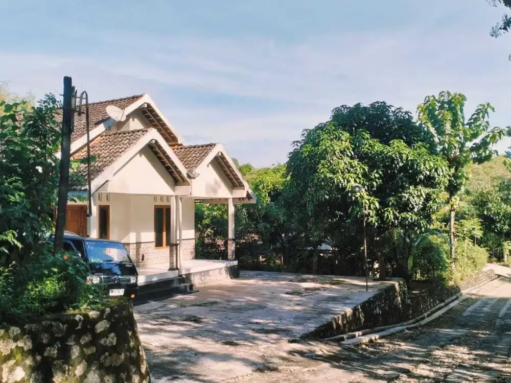 Jual rumah luas siap pakai di candirejo semanu gunung kidul murah