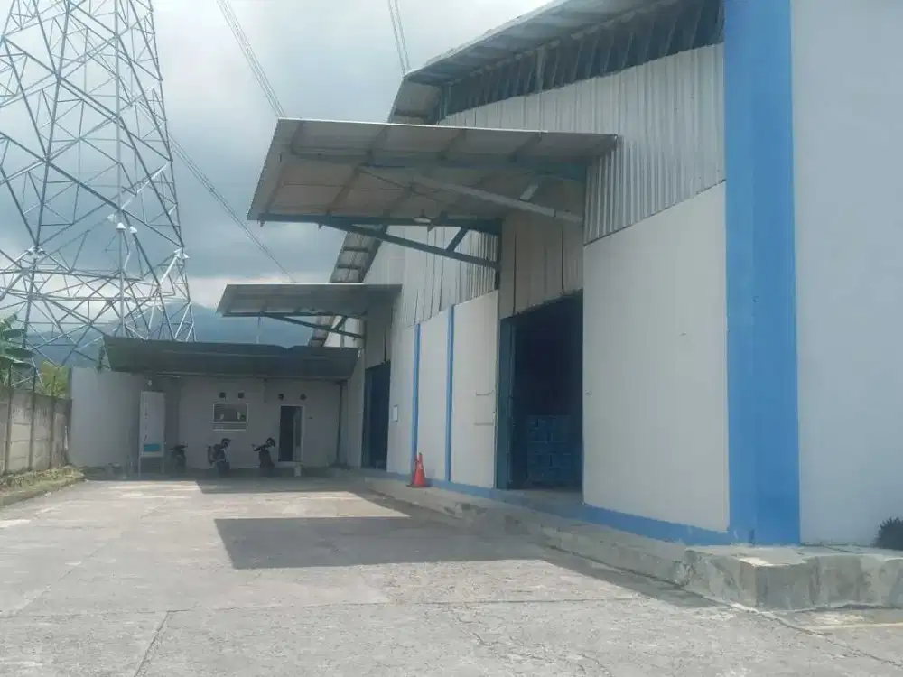 Gudang di Zona Industri Bawen Dekat Akses TOL