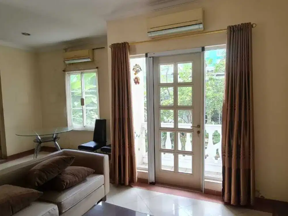 DIJUAL RUMAH DAMAR GOLF UK 8X18 M