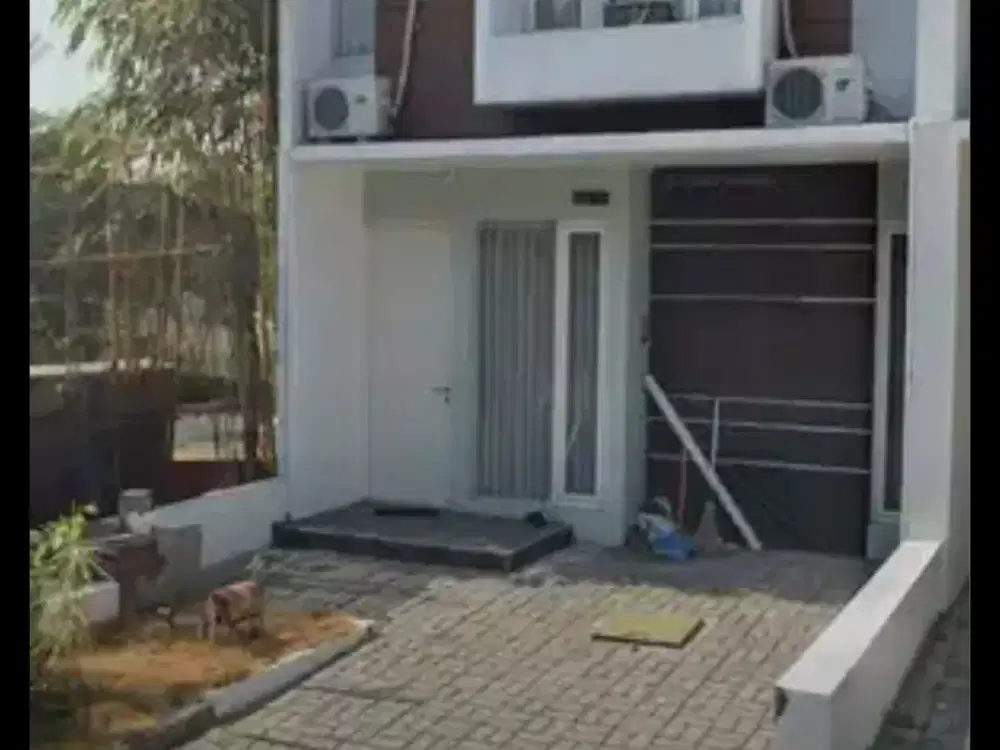 Jual Cepat Rumah 2nd tergolong baru di Jade Hamlet, Menganti, Gresik