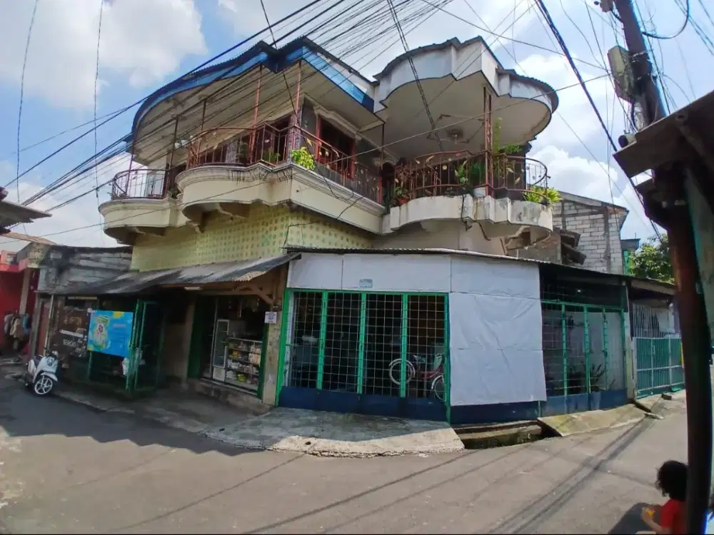 Dijual Rumah Warung dan 1 Kontrakan Dijakarta Timur