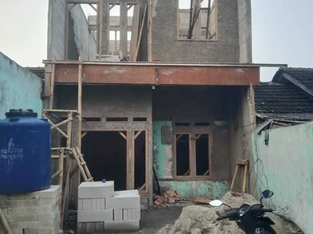 Rumah 2 lantai di sepatan