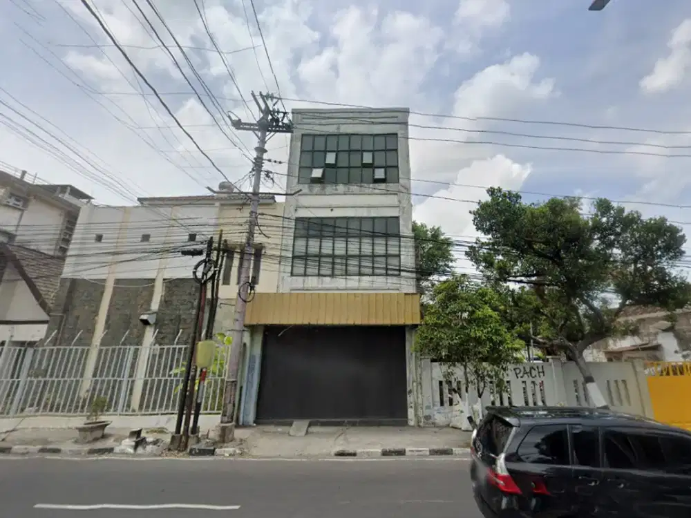 Ruko 3 Lantai Strategis Lokasi Jalan Magelang