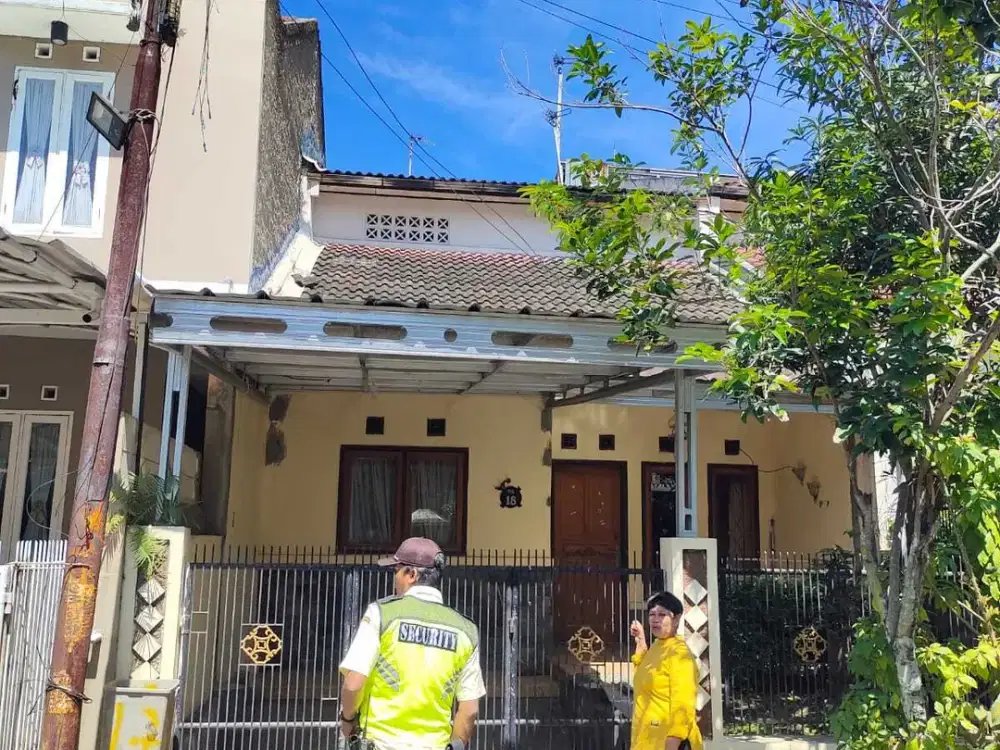 Dijual Cepat rumah di komplek pui indah jatinangor