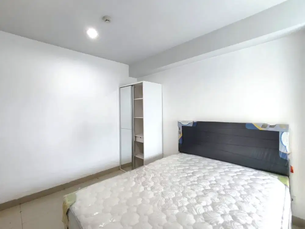 Sewa Tahunan Apartemen Springhill Terrace 2BR Semi Furnish View Golf