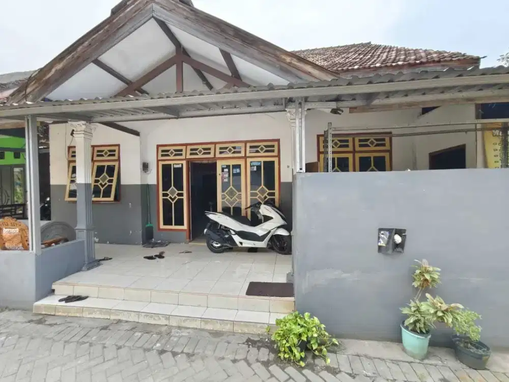 Rumah Kelurahan Kedensari Kecamatan Tanggulangin Sidoarjo