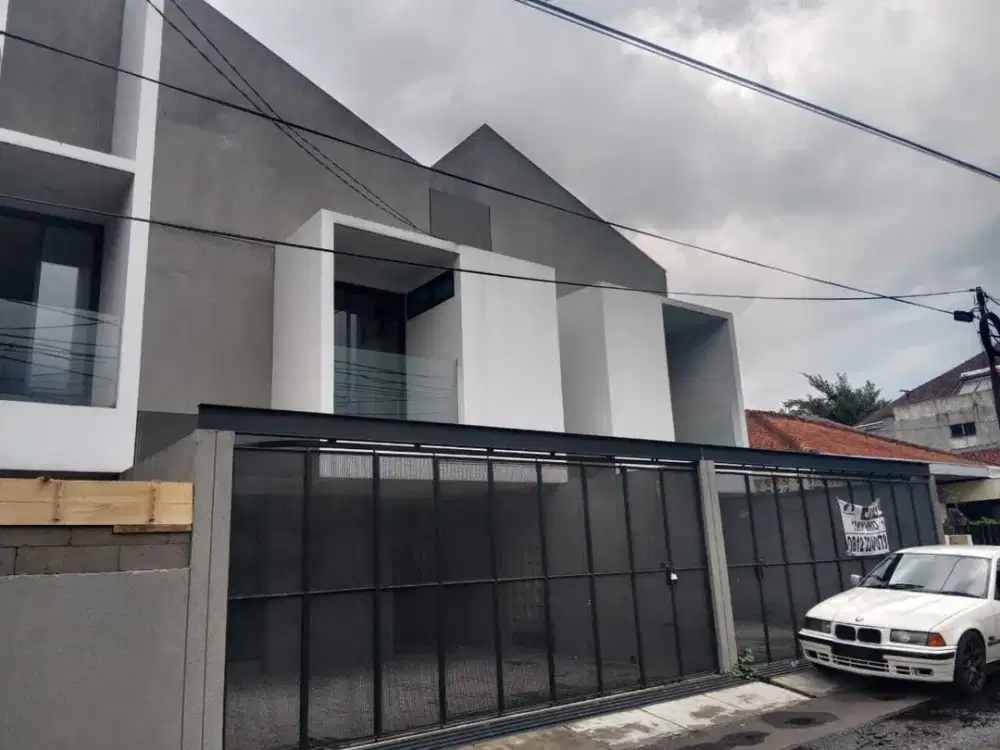 Rumah New Industrial di Turangga Buahbatu dkt Sailendro SMAN 8 Horison