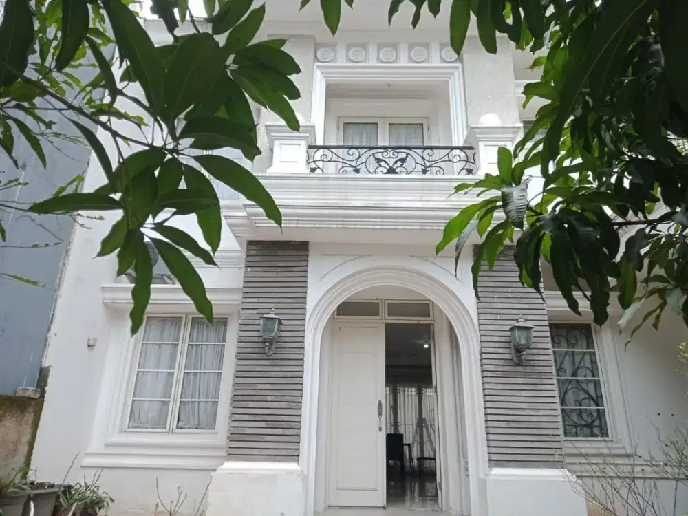 DIJUAL RUMAH MEWAH LIPPO CIKARANG LUAS 200