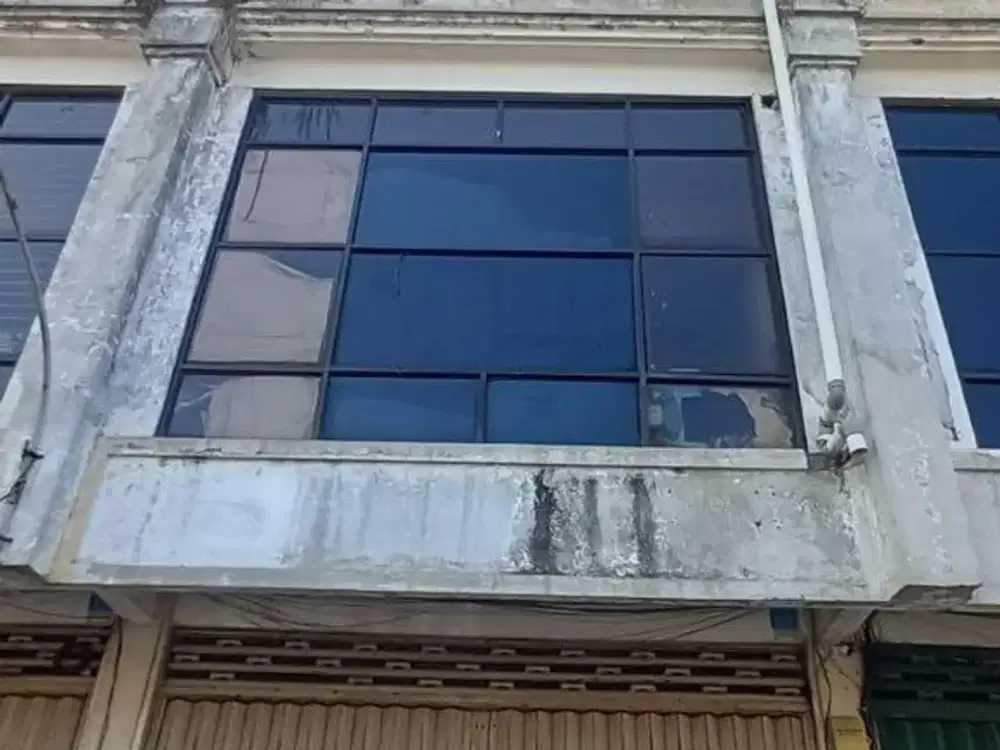 2 unit ruko di Komplek Pertokoan Rungkut Megah Raya