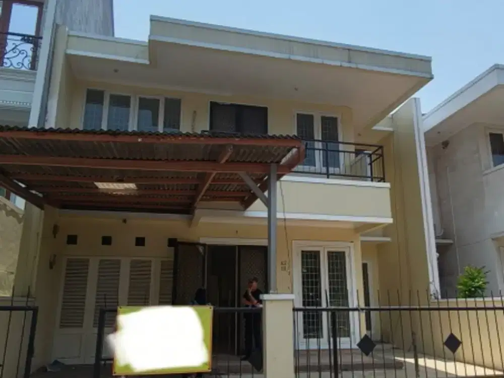 Jual BU Rumah 2 lantai Lokasi Strategis di Kelapa Gading