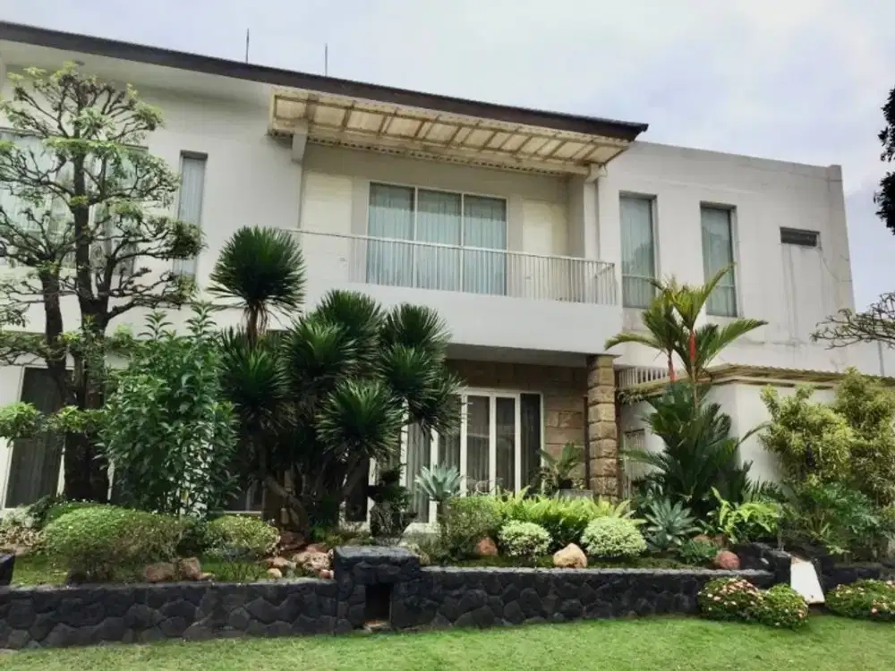 RUMAH MEWAH CITRALAND HOOK STRATEGIS, ADA KOLAM RENANG