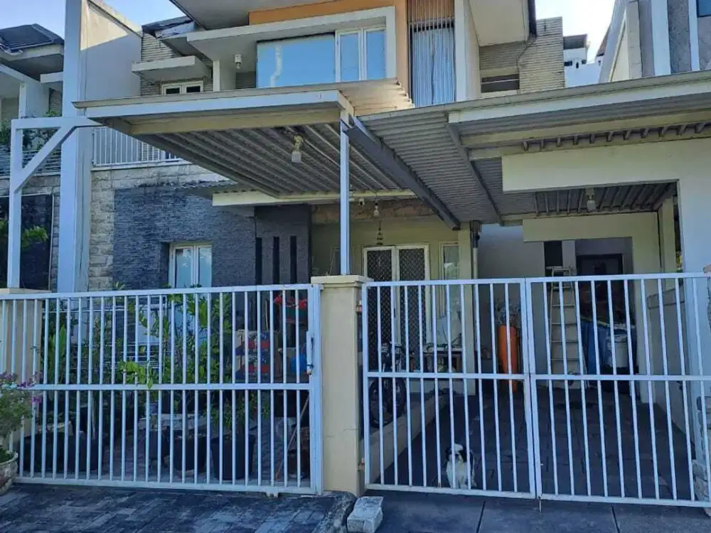 Rumah Luar Cluster Royal Residence Wiyung Surabaya
