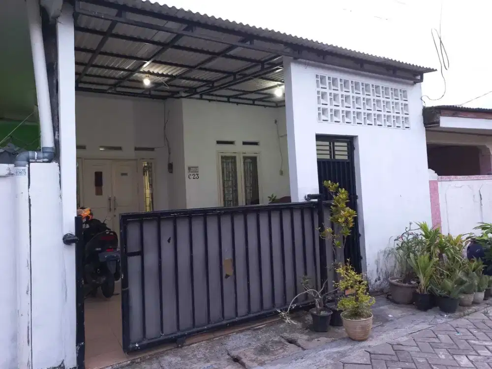 Dijual Rumah 1 1/2 Lantai Siap Huni murah