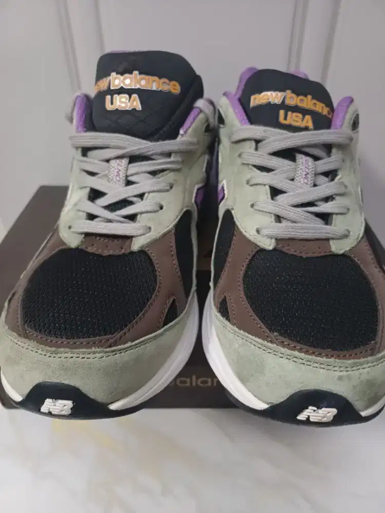 Sepatu NB 990 USA