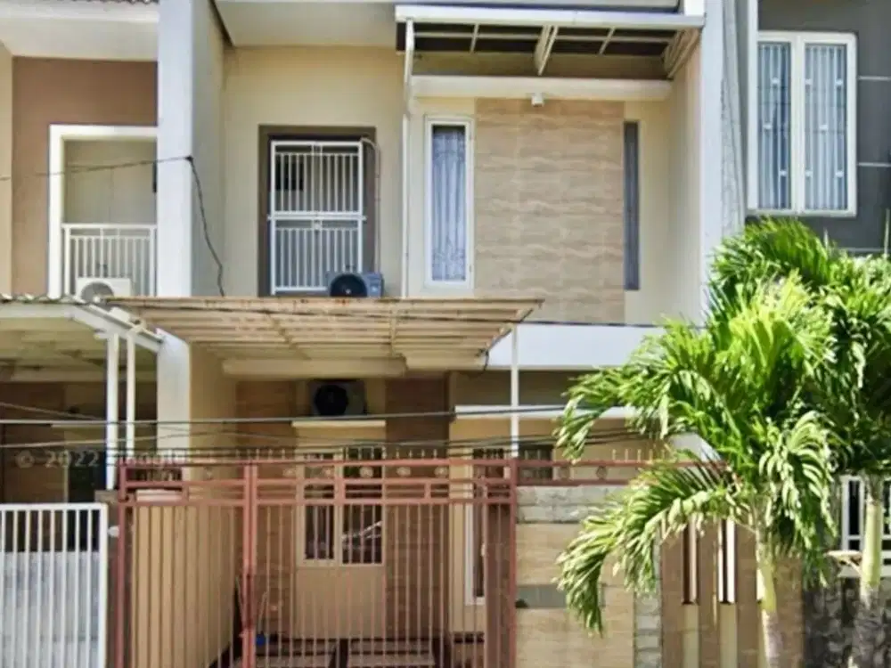 Rumah 2 lantai perumahan Kutisari Surabaya