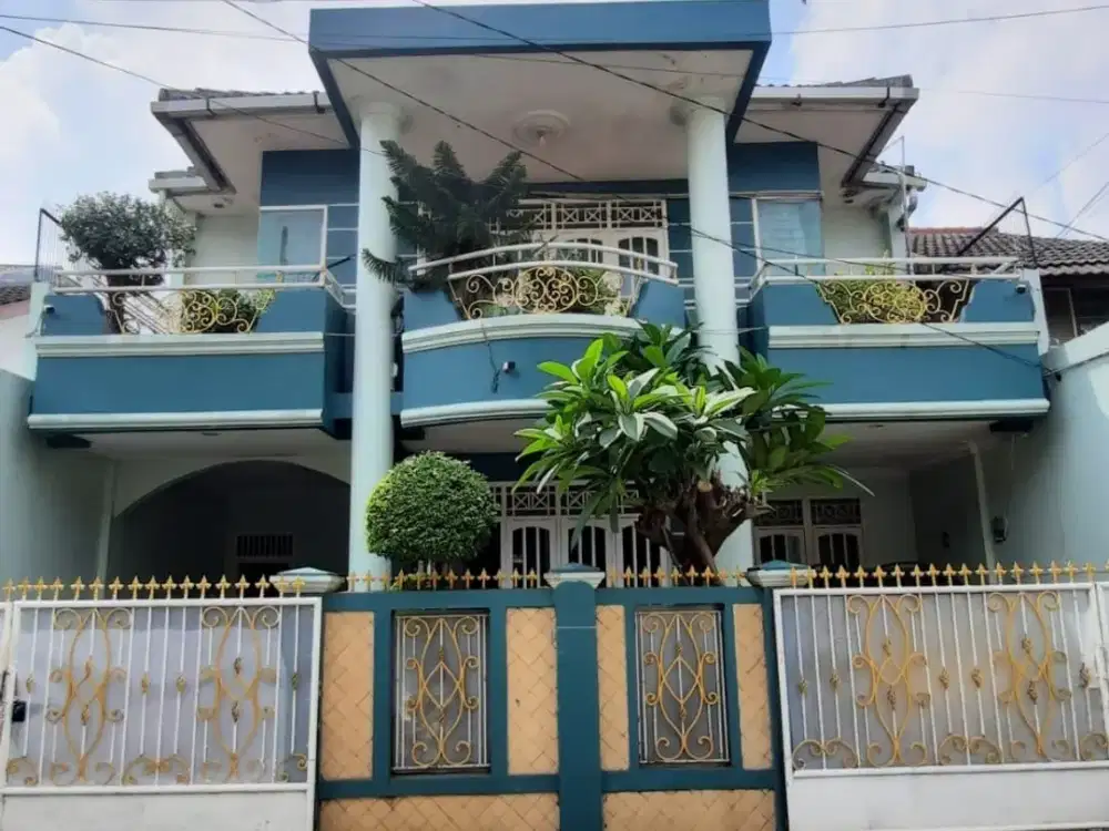 Rumah 2 lt harga 1 lt di jakarta