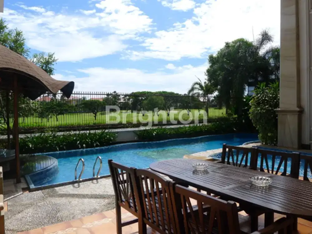TERMEWAH! Rumah GRAHA FAMILI dkt Citraland, Pakuwon Indah, Dian Istana