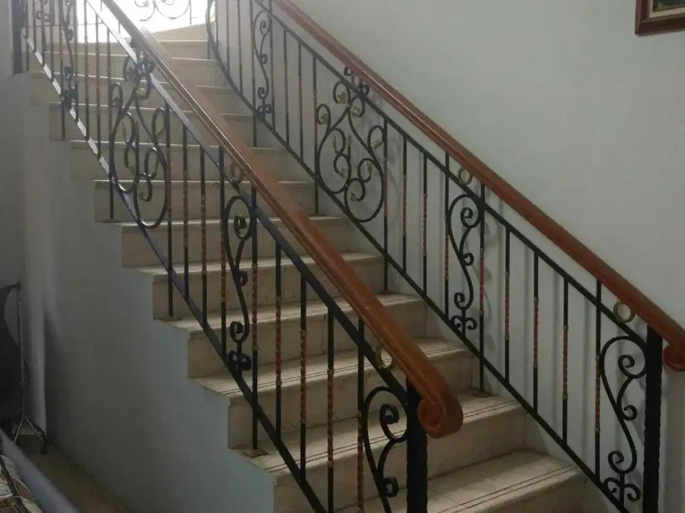 Dijual Rumah Mewah 2lt di Sunter Jaya, Tanjung Priok, Jakarta Utara
