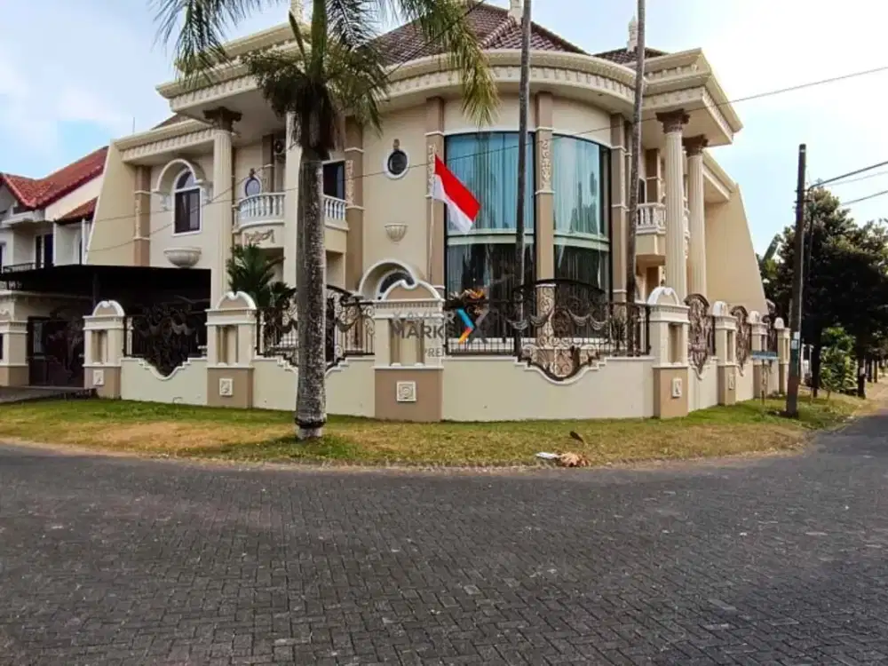 Dijual Rumah Mewah Araya Full Furnished