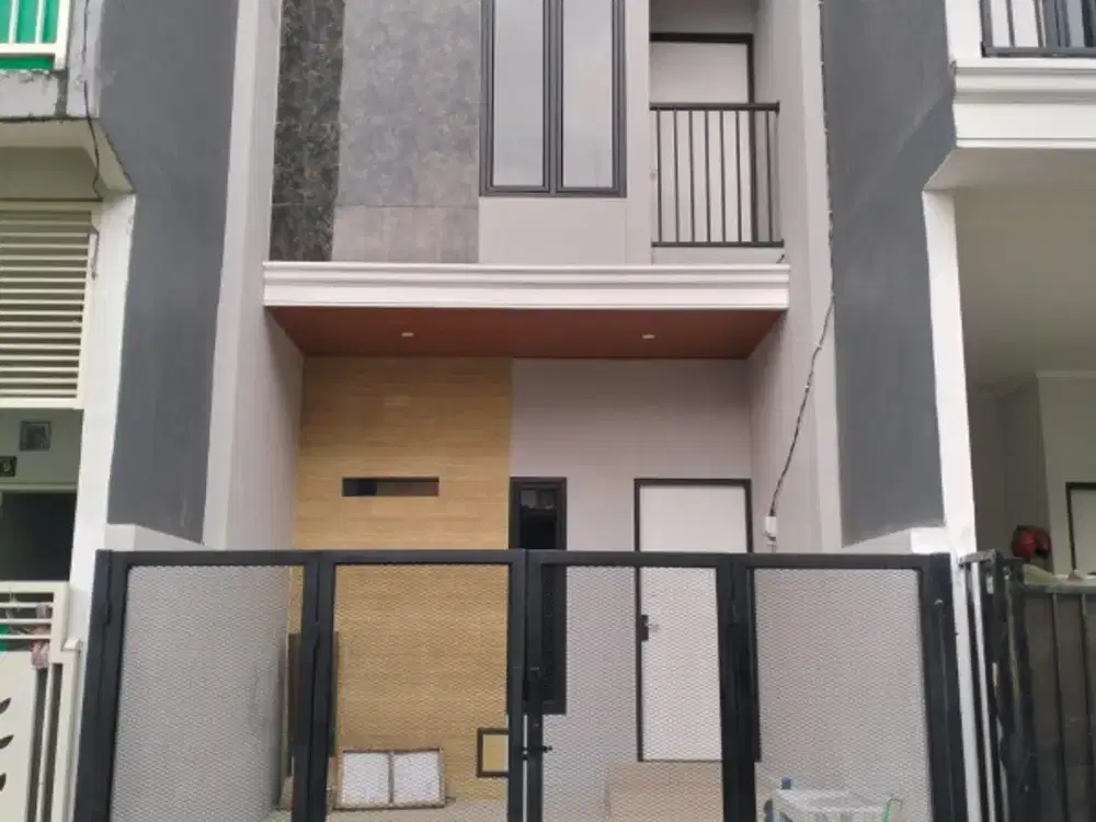 rumah baru 2lt 500 jt an Surabaya Gunung Anyar