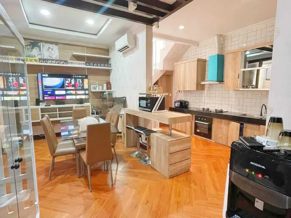 DISCOVERY BINTARO RUMAH CANTIK RENOV SWIMMING POOL EMERALD KEBAYORAN