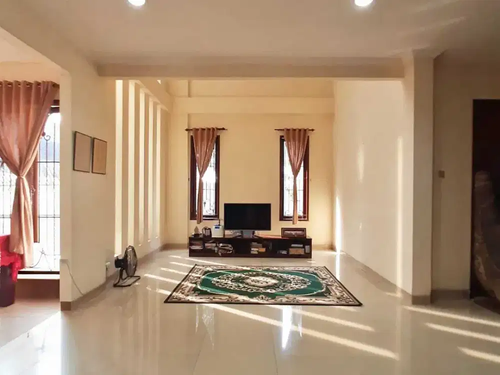 MERPATI RAYA TANGSEL JUAL CEPAT RUMAH HOMIE DI CLUSTER EXCLIUSIVE