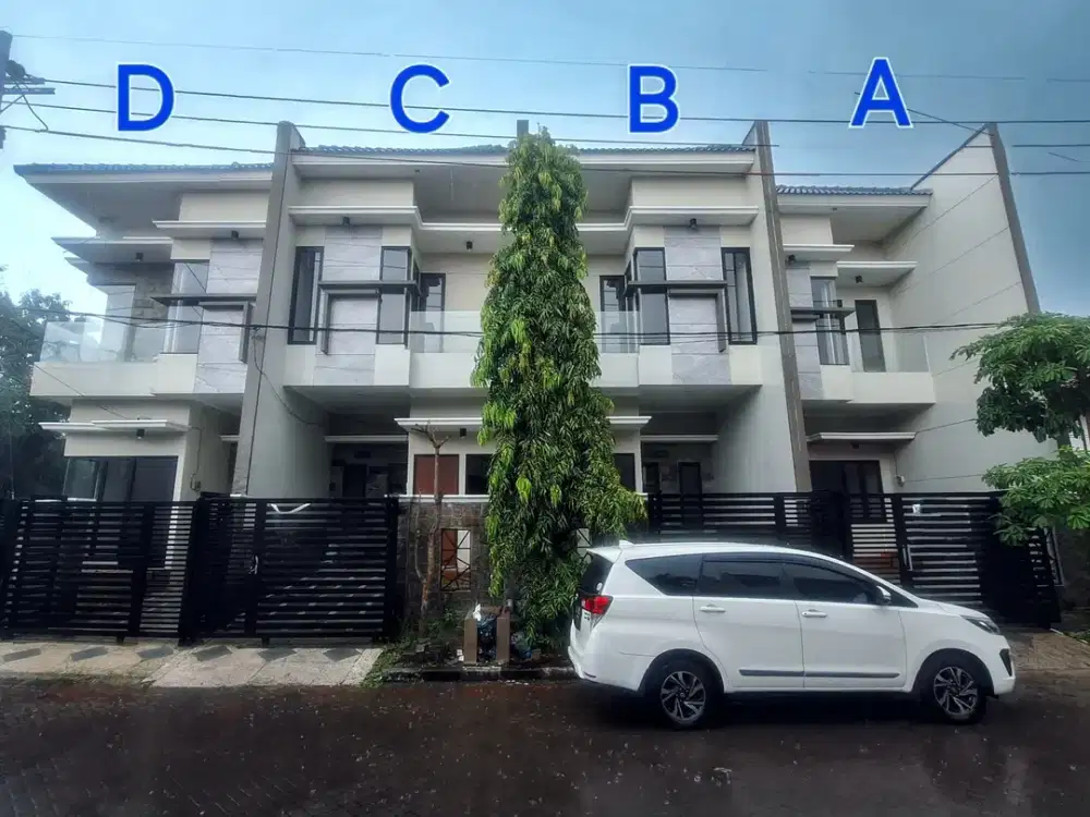 Rumah Baru, Lokasi Ramai dan Strategis, Mulyosari, Surabaya