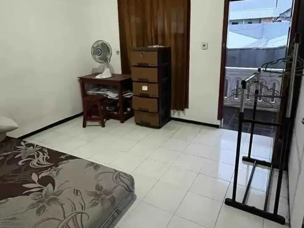 Dijual Cepat, Rumah Kost Putri Selalu Penuh di Galunggung Malang