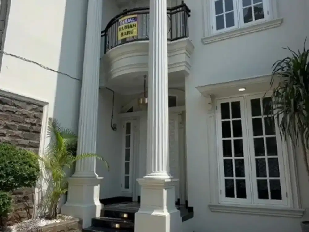 RUMAH MODERN KEREN DI KEBAGUSAN  JAKARTA SELATAN