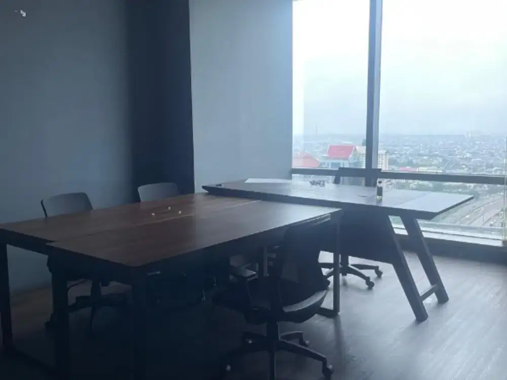 Ruang Kantor Soho Capital - Tanjung Duren, Kondisi Fitted Bagus
