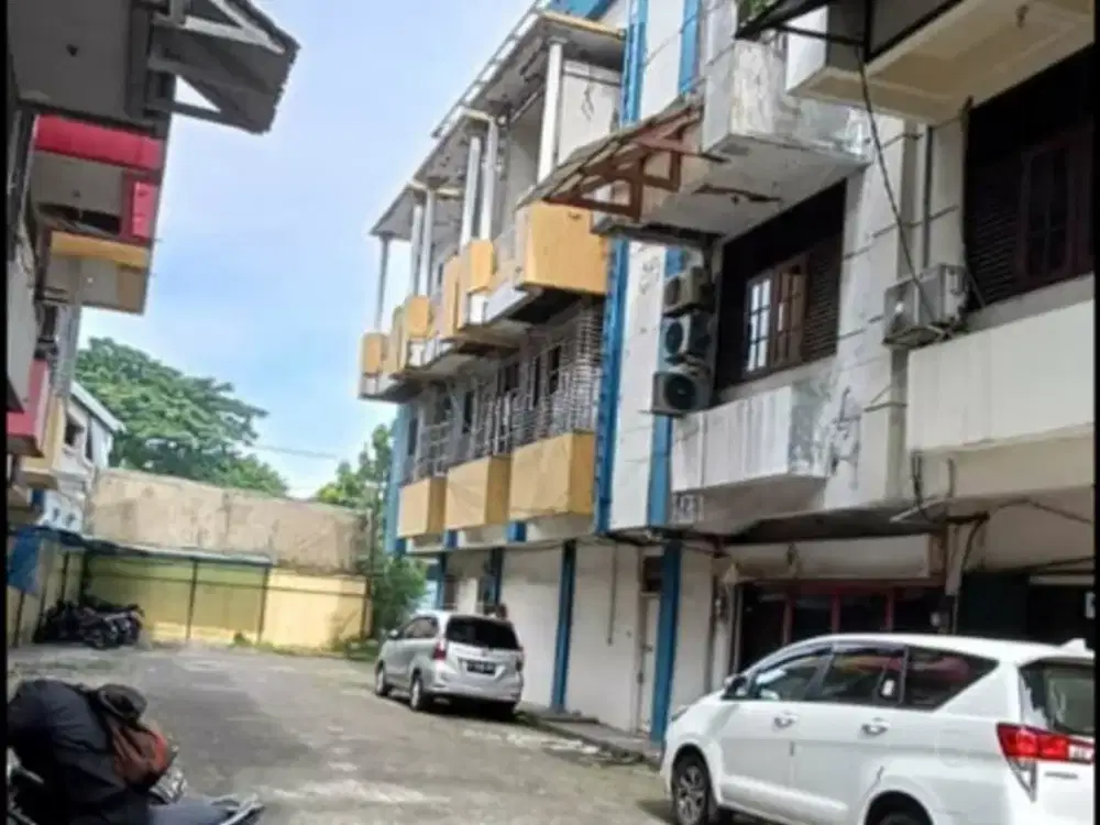 Dijual ruko strategis di Grand Centre Bungur
