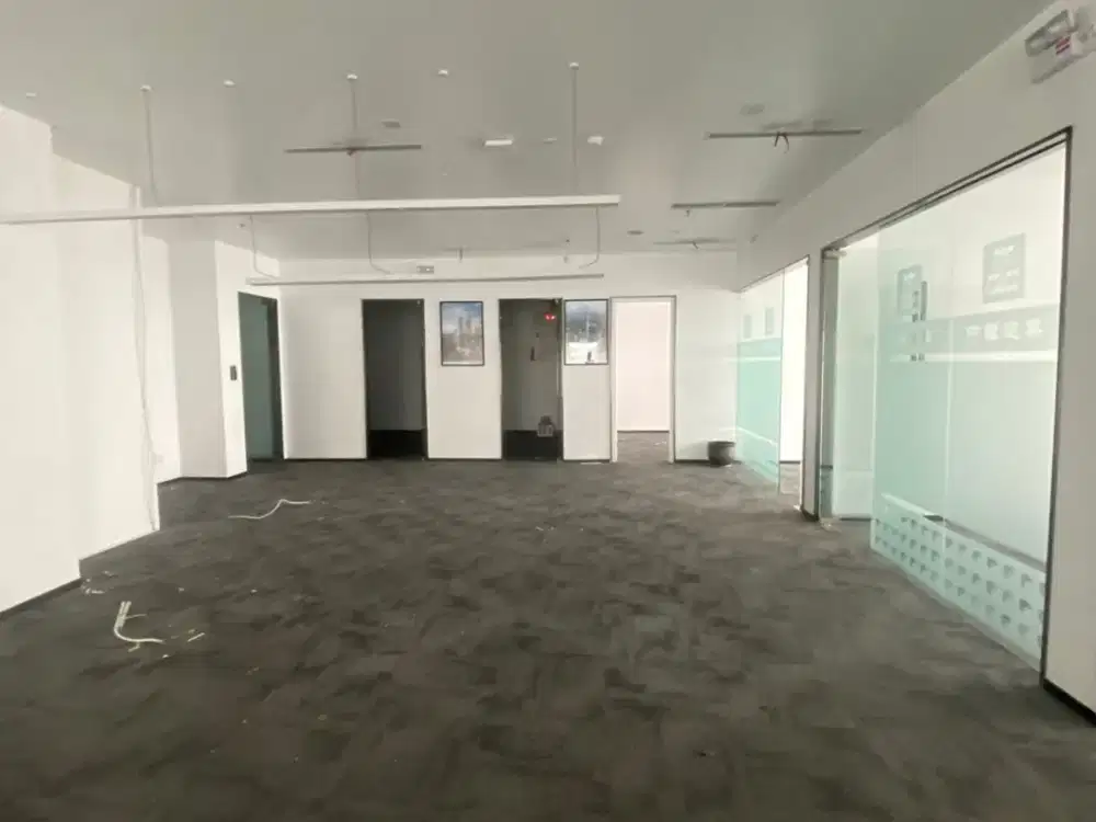 Office gadeng 3 unit SOHO Capital Podomoro City kantor premium Jakbar