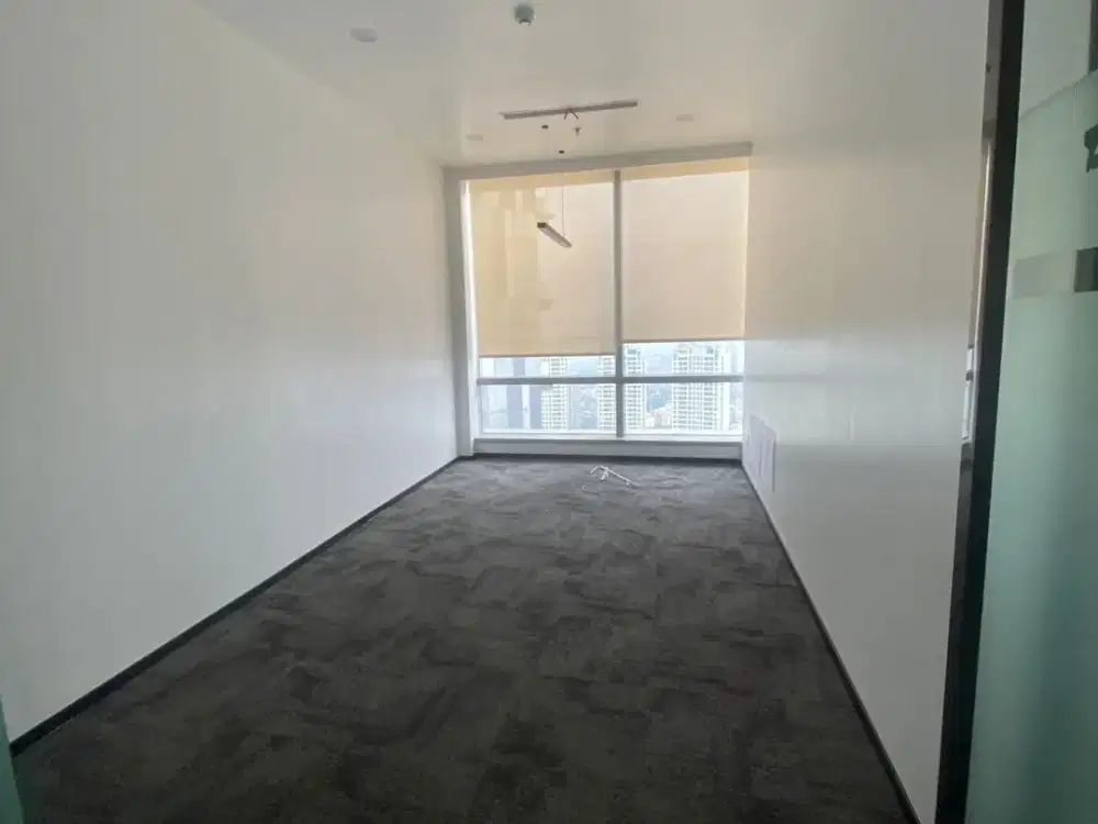Disewakan kantor strategis di Soho Capital unit gandeng 3 unit