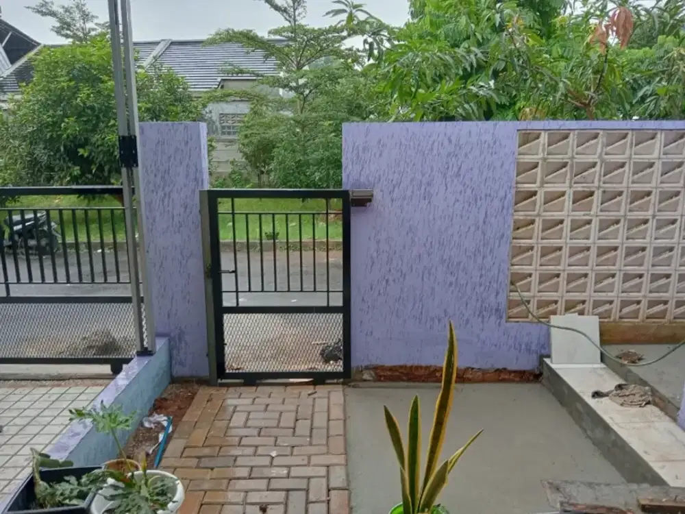 Dijual cepat rumah di sawangan Depok