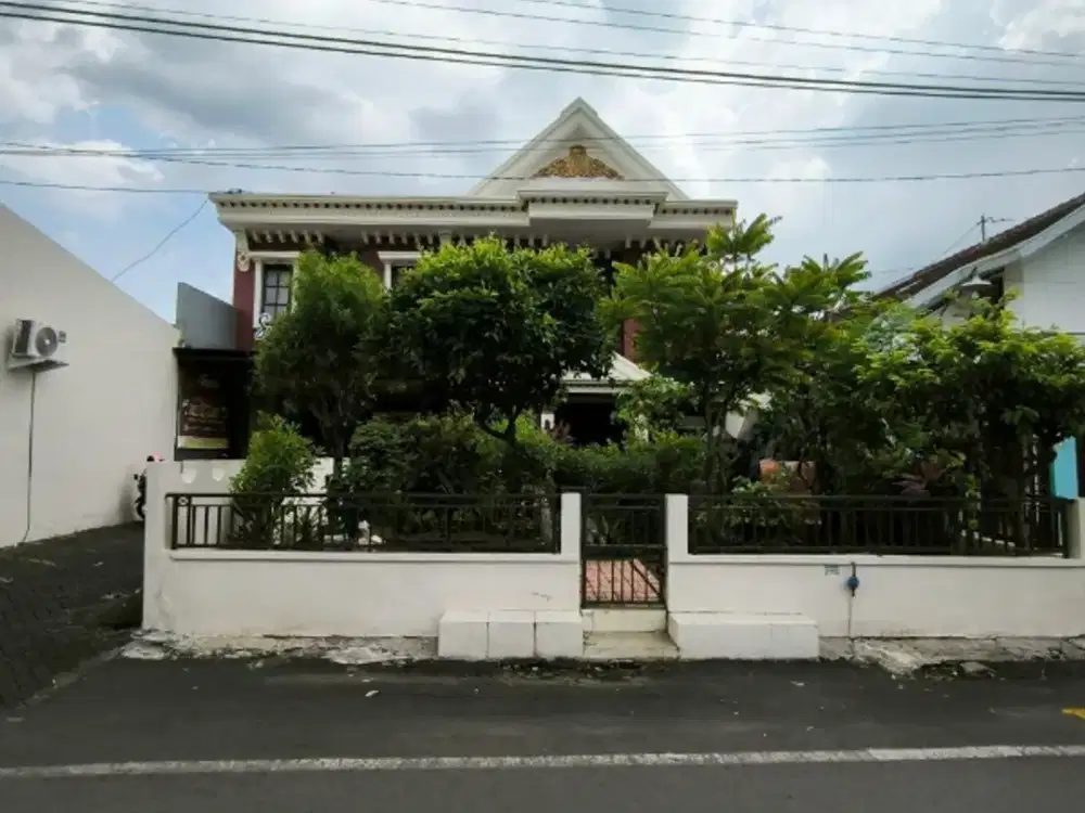Dijual Cepat Rumah Usaha Frozen Food Di Comal Bunul Malang