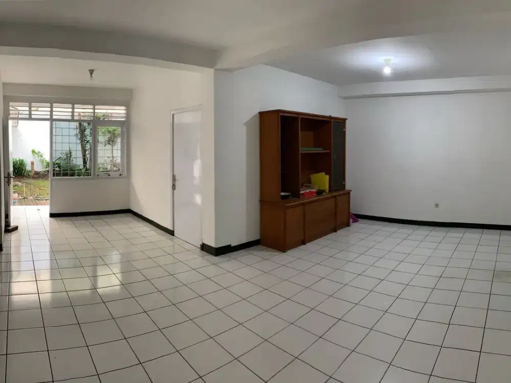 Disewakan Rumah Siap Huni di Babakan Jeruk